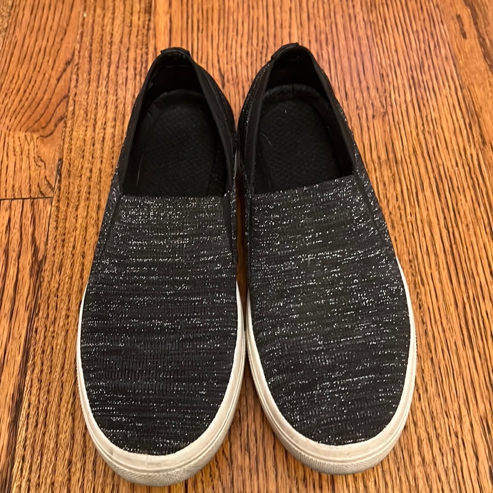 Skechers slip ons